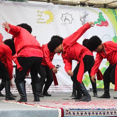 Туркменский танец (Зекре Ханджар)